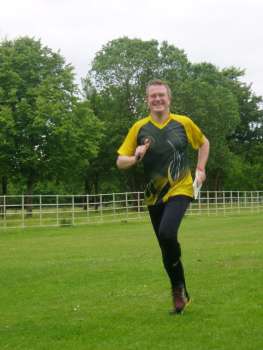 Chris on the home strait at NWO relay, Swindon 2015