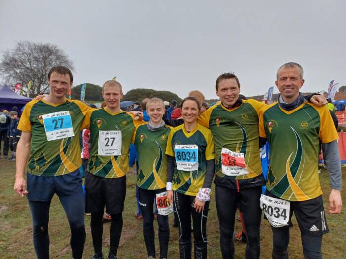 QO members at JK 2024 relays