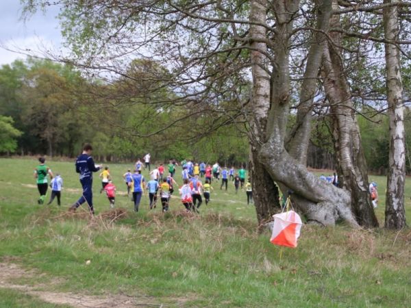 And they're off! First control at the JK17 relays